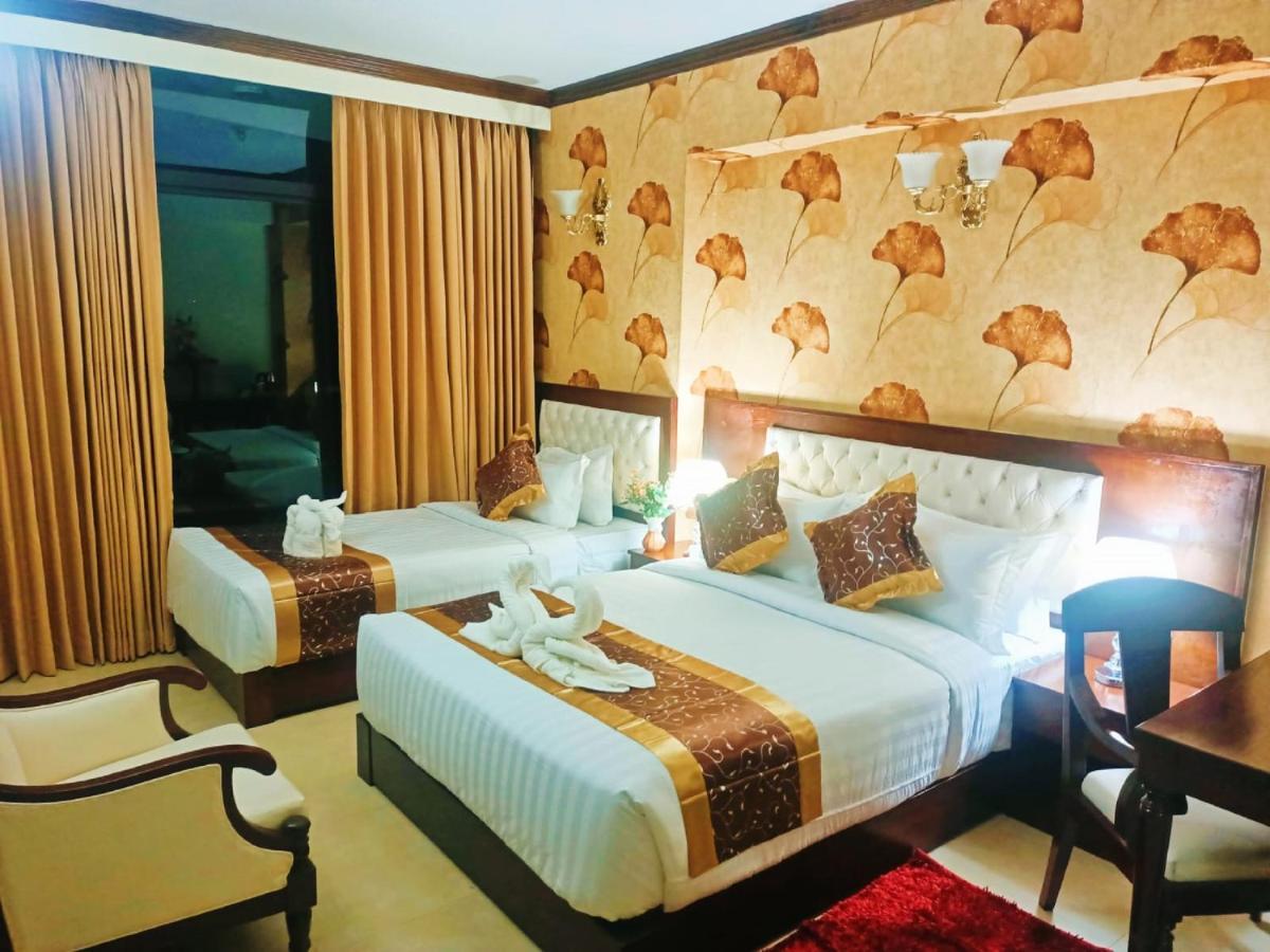 Hotel Crystal Rose - Sylhet Buitenkant foto