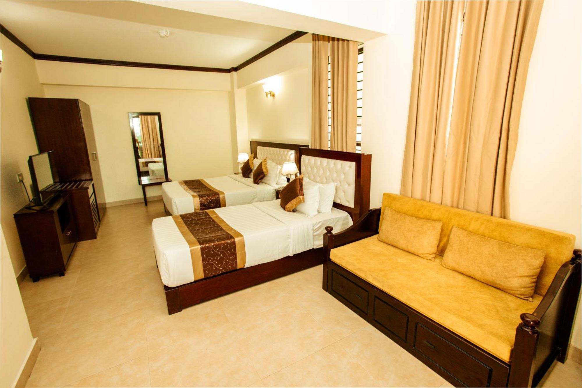 Hotel Crystal Rose - Sylhet Buitenkant foto